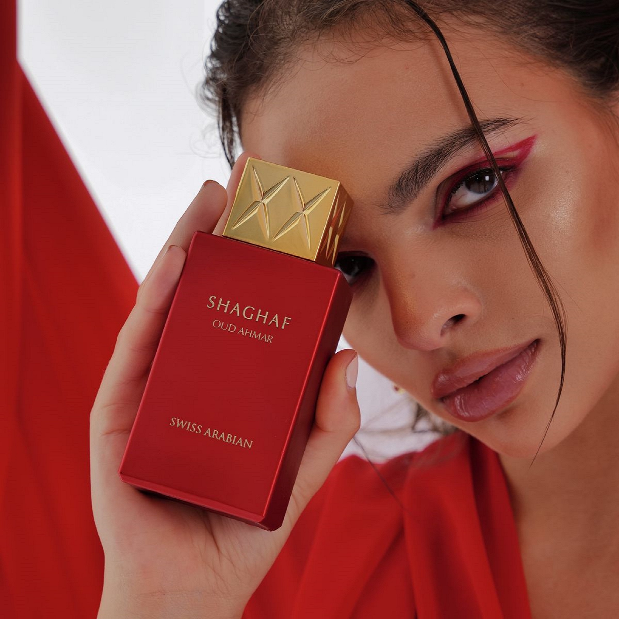 Premium Perfume Shop in Kerala Swiss Arabian Shaghaf Oud Ahmar 75ml EDP - Image 3